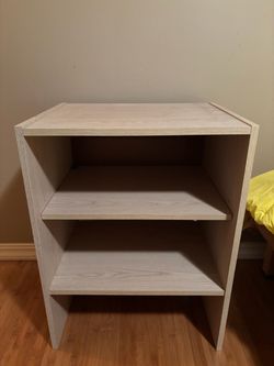 20x27 Wooden End Table/Nightstand 2 Tier