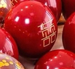Red Balloon, Tablecloth, Mirror, Glitter Bow, Candle