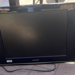 Sharp 27” Tv