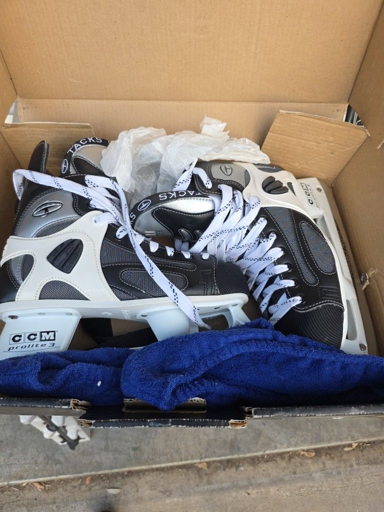 Ccm Men's Hockey Skates