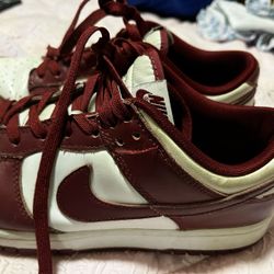 Burgundy Dunks Size 9.5