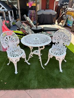Vintage Cast Iron Outdoor Patio Set - Victorian Style with Gorgeous Details - Well Made and Solid