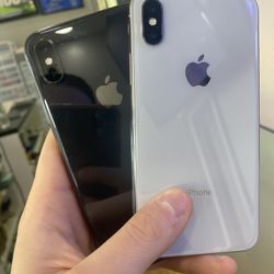 Unlocked iPhone X 64GB - All Colors