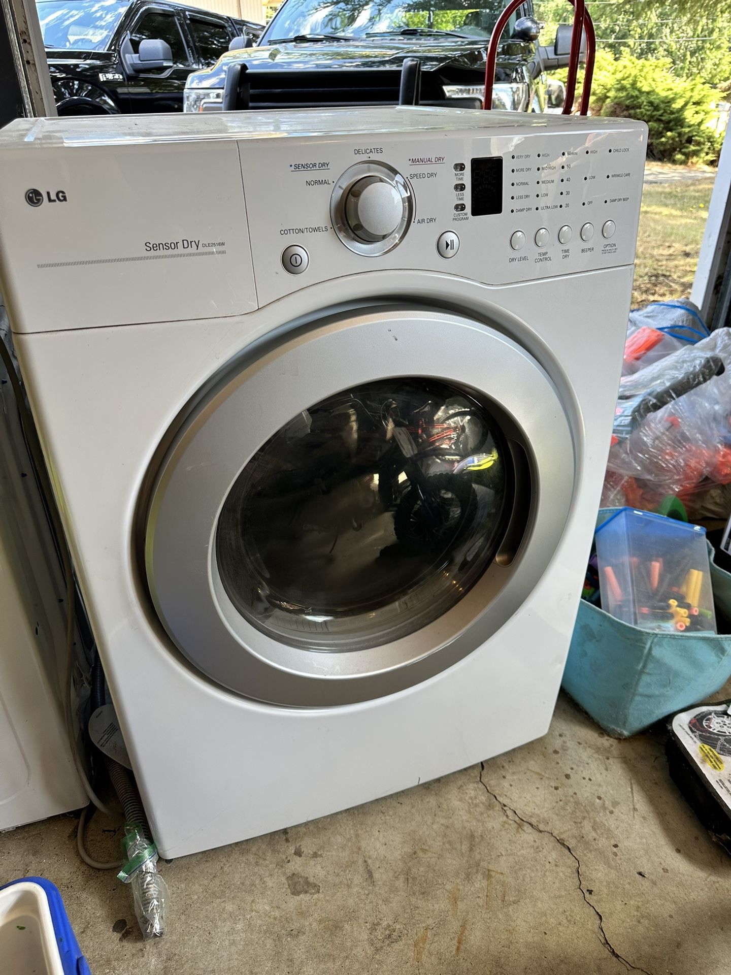 LG Dryer And Washer Front Loader. Please Read!