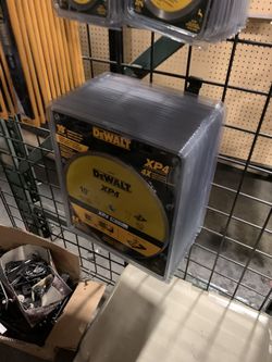 Dewalt tile saw 10in xp4