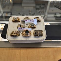 14k10k Man Rings Different Prices And Grams Sizes Laway Available 10% Down If You Interested Ask Maribel Thank You 