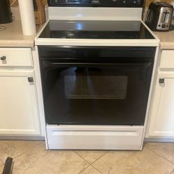 Goo Condition Stove