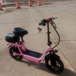 New Pink Electric Scooter 40 Mile Range 25mph