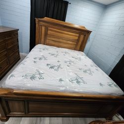 King Size Ashley Bed Set