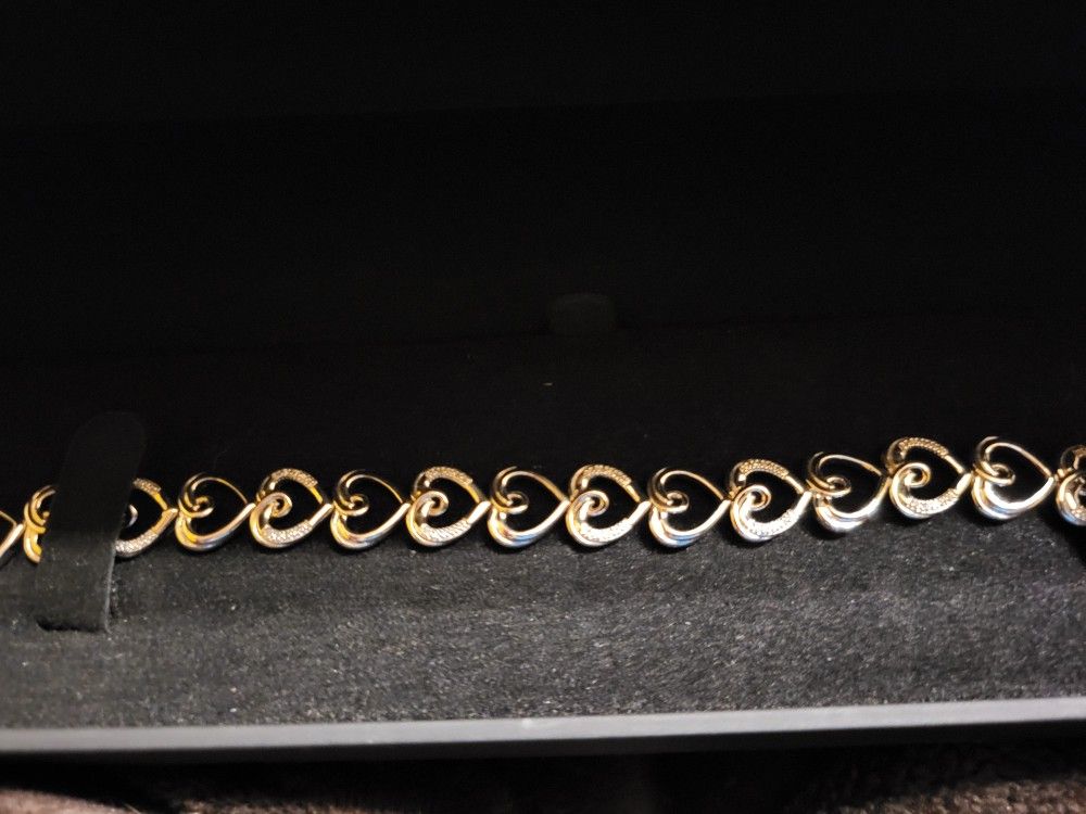 Kay Jewelers Sterling Silver Heart Bracelet