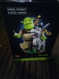 LEGO Shrek, Donkey & Puss in Boots Set