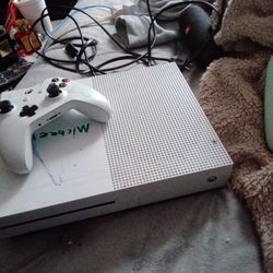 Xbox One S 