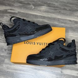 Louis Vuitton Sneakers Brand New Shoes With Box And Dust Cover 