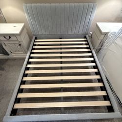 Nectar Queen Platform Bed