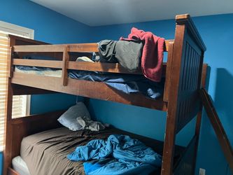 Free bunk bed