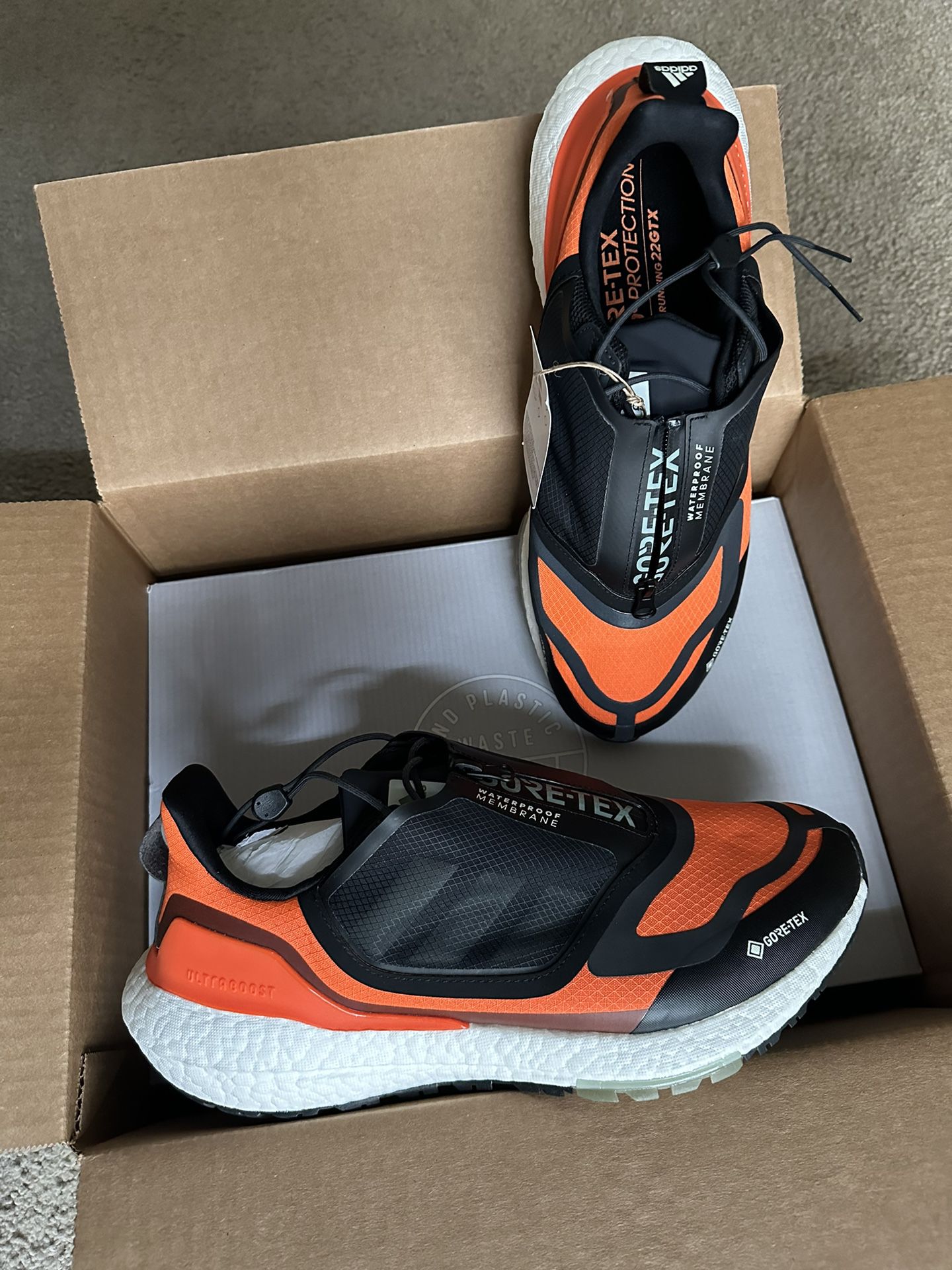 Brand New Adidas Ultraboost goretex Gtx Runners 