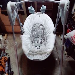 Graco Baby Swing