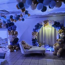 Event Planner/balloons