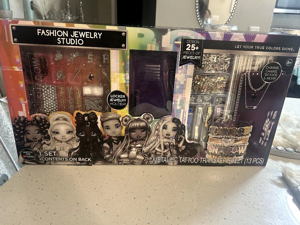 Rainbow High Fashion Jewerly Maker