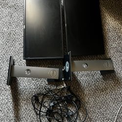 Dell Dual Monitor Bundle – 22” Monitors + Stands + Cables