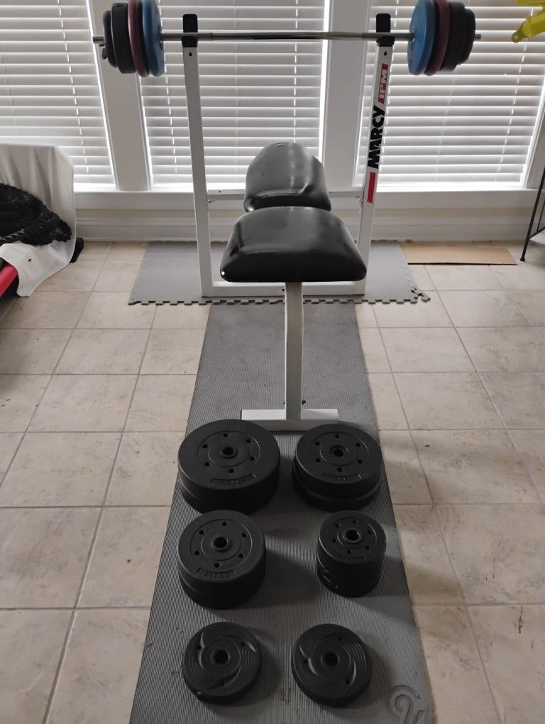 Weight Bench With 150 Ibs Weight