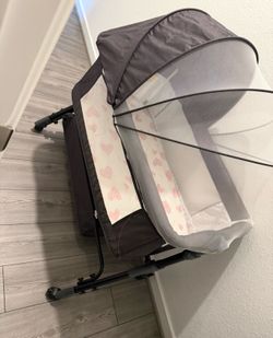 Baby Bassinet 4 sale