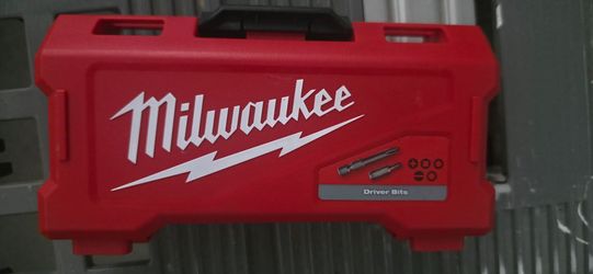 Milwaukee Driver Bits Set with Case