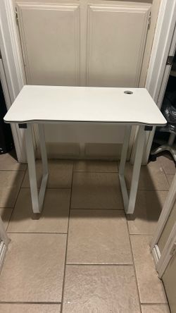 Desk White/black Trim 
