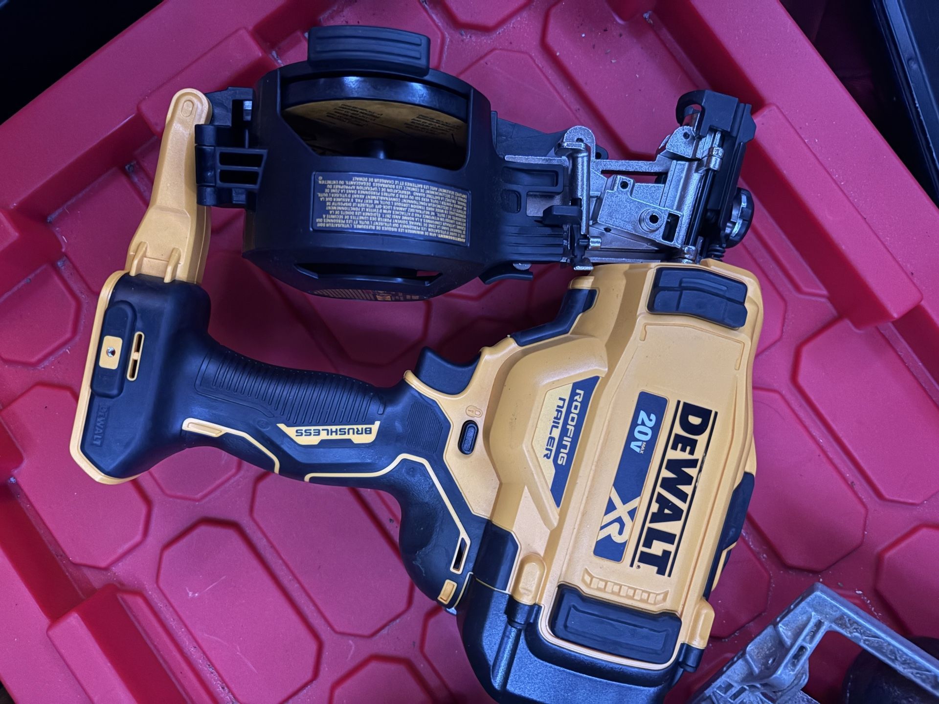 Dewalt Cordless Coil Roofing Nailer