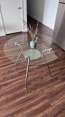 Glass 39” dining table