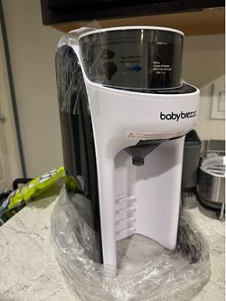 New baby Brezza formula dispenser