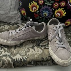 Girls Lavender Converse Sneakers Size 4