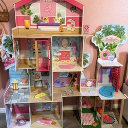 Kidkraft Pool Party Mansion Dollhouse 