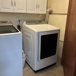 Washer And Dryer Set Samsung Like New 