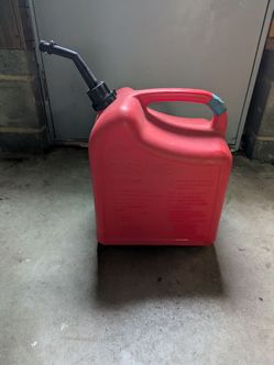 5 gallon gas can