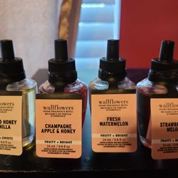 Bath & Body Wallflowers 