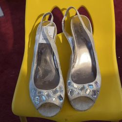 Woman’s Shoes 