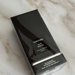 Tom Ford Oud Wood Eau De Parfum