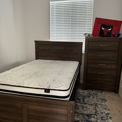Full Size Bedroom, Set With Mattress And Dresser Sold As A Set