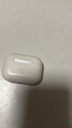 Airpod Pro’s gen 2 charging case