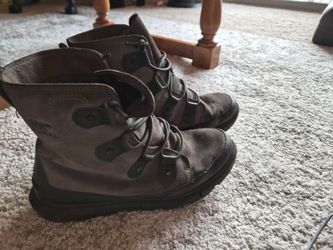 Sorel Mens boots 10.5