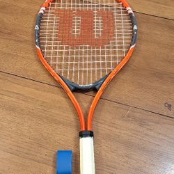 Wilson Federer Lightweight 24 Inch Tennis Racket With 3 7/8" Grip, Grip Is Not Installed But Included (Blue)