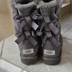 Ugg Bow Boots