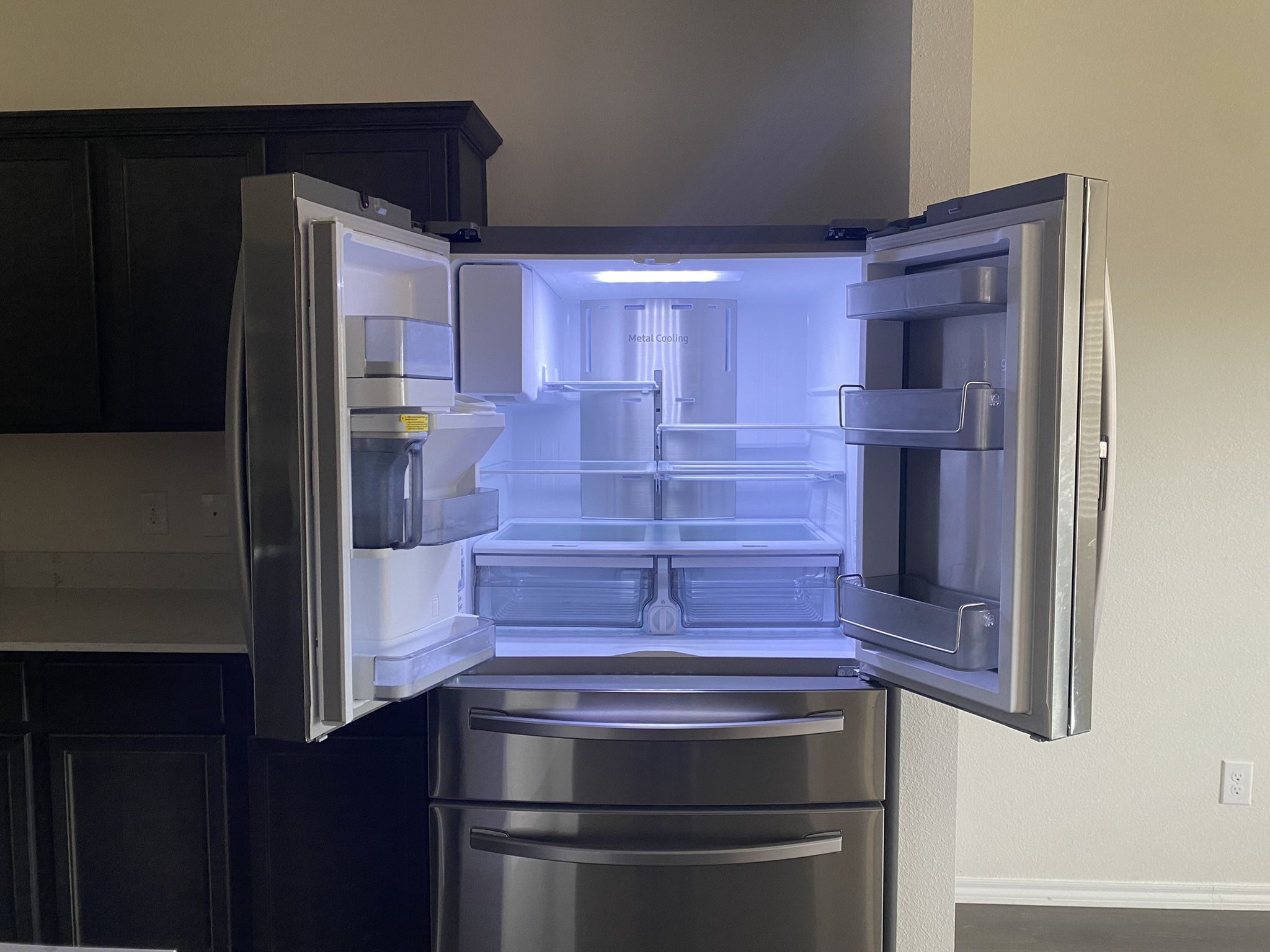 Taking Offers Brand New Fridge 2022 Model Full Size