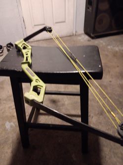 Bow arrow