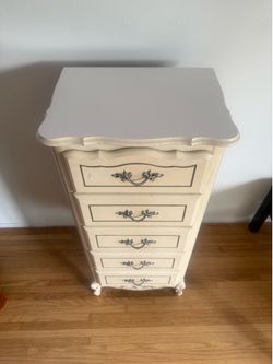 5 Drawer Dresser