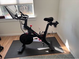 2021 Excellent Working Condition Peloton Bike+