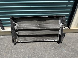 2019-2026 GMC SIERRA 1500 DENALI 6.2L RADIATOR CONDENSER FAN & TRANS COOLER NOTE
