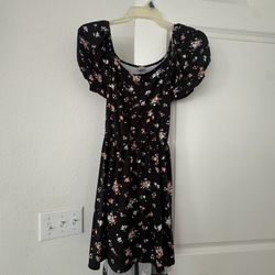 Women’s dress