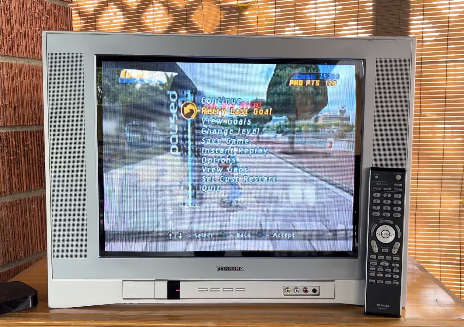 Toshiba 20 inch CRT TV 20AF43 With Remote
